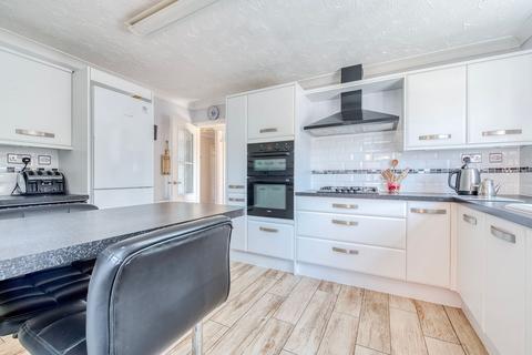 3 bedroom bungalow for sale, East Anglian Way, Gorleston