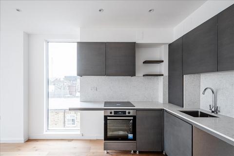 3 bedroom apartment to rent, Powell Road, Lower Clapton, E5