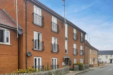 1 bedroom flat to rent, Chaundler Drive, Aylesbury HP19