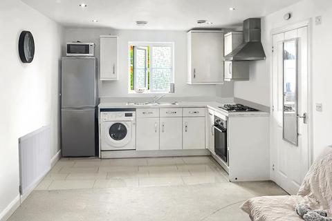 1 bedroom flat to rent, Chaundler Drive, Aylesbury HP19