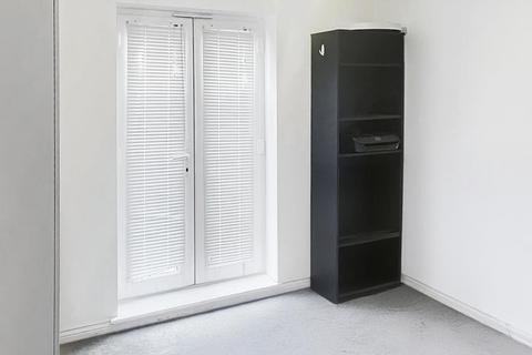 1 bedroom flat to rent, Chaundler Drive, Aylesbury HP19