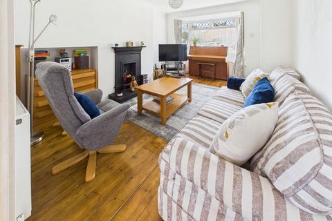 13 Monks Walk, Upper Beeding, Steyning, BN44 3HR