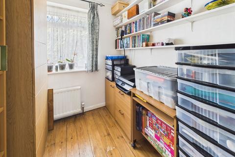 13 Monks Walk, Upper Beeding, Steyning, BN44 3HR