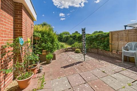 13 Monks Walk, Upper Beeding, Steyning, BN44 3HR