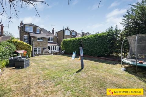 undefined, The Chine, London