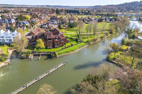 undefined, Millbank, Marlow SL7