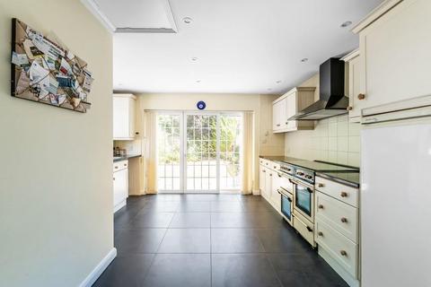 2 bedroom detached house for sale, OLD REIGATE ROAD, BETCHWORTH, RH3