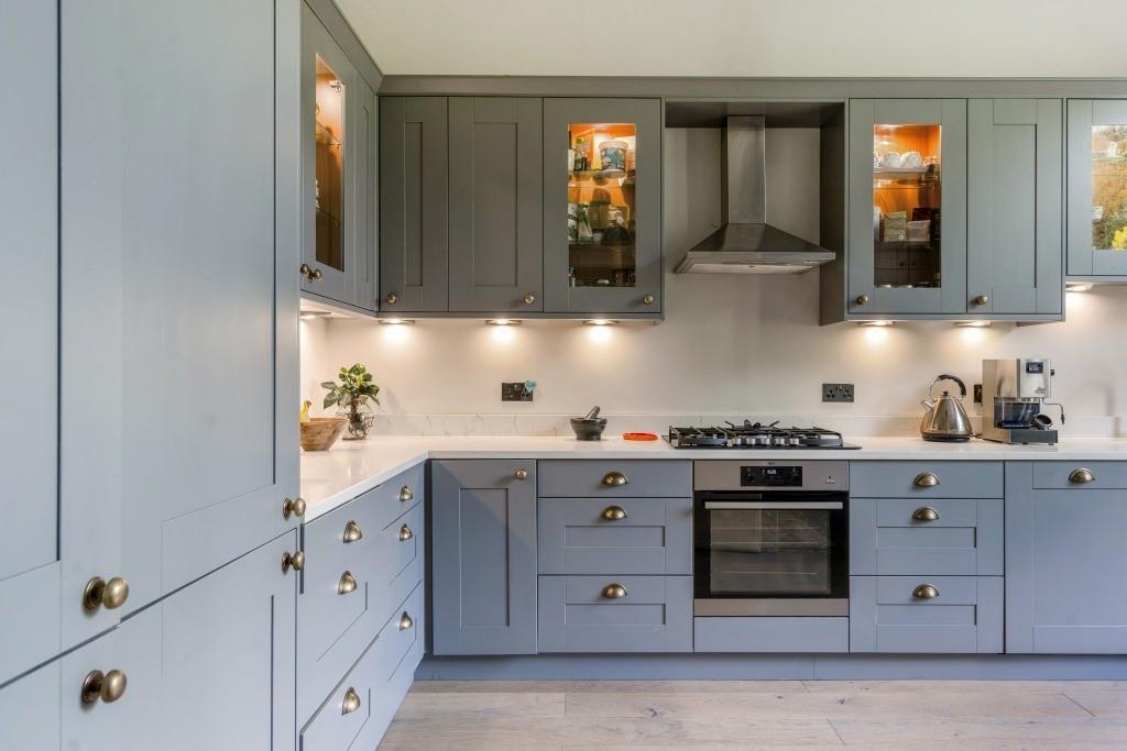 75862 Flat 5, Pixham Firs, Pixham Lane  (14).jpg