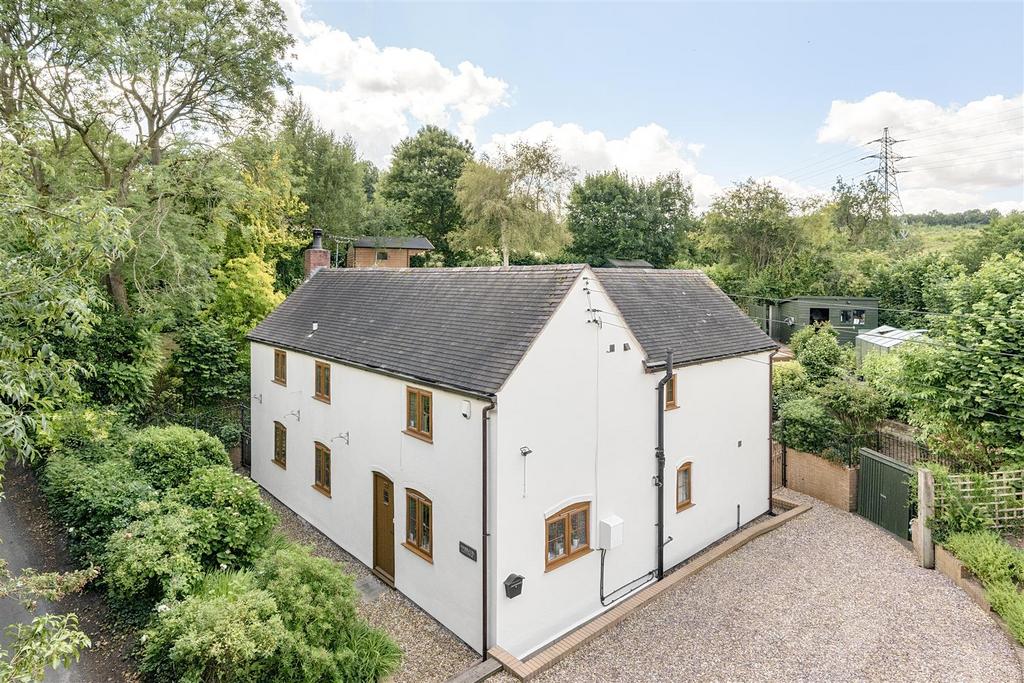 Arleston Brook, Telford TF1 3 bed detached house - £435,000