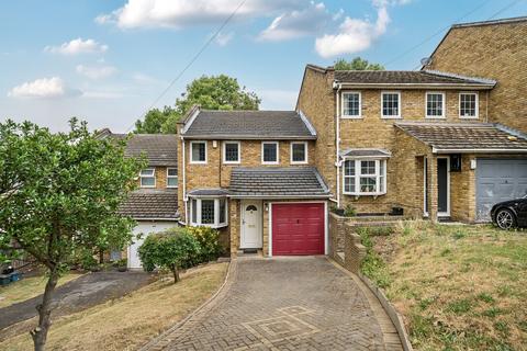 Teesdale Gardens, Grange Hill, South Norwood, London, SE25