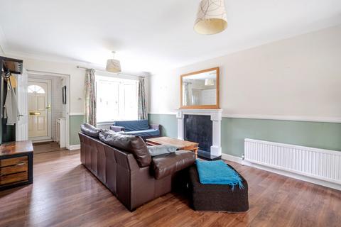 4 bedroom terraced house for sale, Teesdale Gardens, Grange Hill, South Norwood, London, SE25