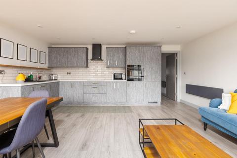 3 bedroom flat for sale, Crews Hole Road, Crews Hole