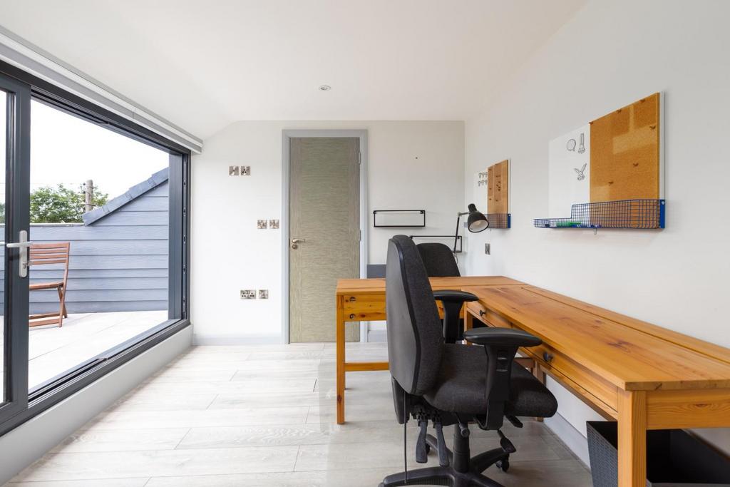Flat 7, Avon View, 153 Crews Hole Road, BS5-14.jpg
