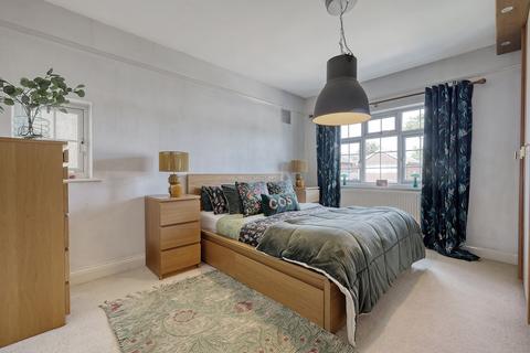 5 bedroom detached house for sale, Redden Court Road, Harold Wood, RM3
