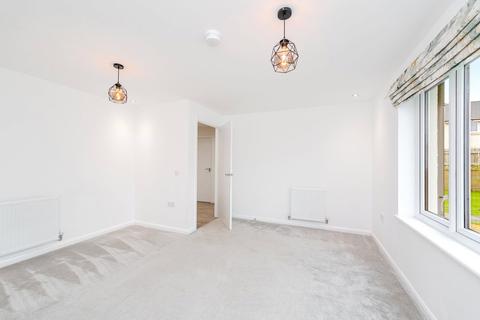 4 bedroom detached house to rent, Laing Loan, Wallyford, Musselburgh, East Lothian