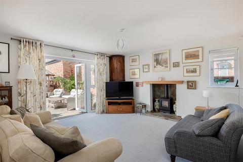 3 Averis Way, Tredington, Shipston-on-stour, CV36 4GL