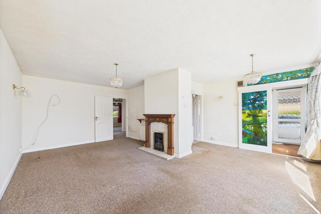 CAM01894 G0-PR0201-STILL009.jpg