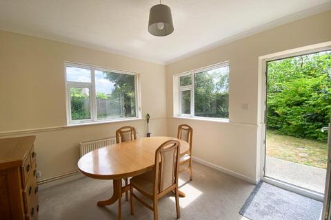 14 Beech Close, Little Shelford, Cambridge, CB22 5EP