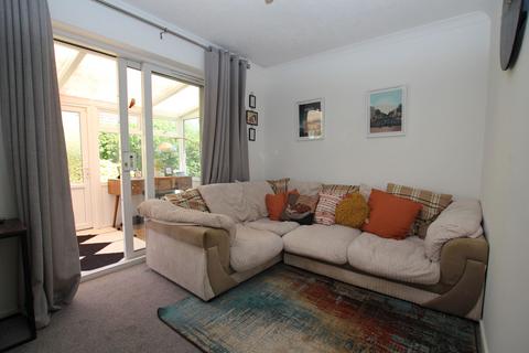 2 bedroom bungalow for sale, Redbridge Road, Great Clacton