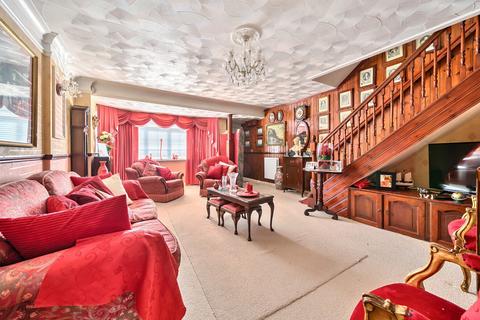 undefined, Plover Close, Lordswood, Southampton, Hampshire, SO16