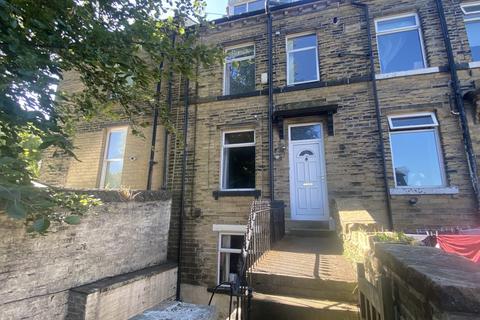 2 bedroom terraced house to rent, Bairstow Street, Allerton BD15