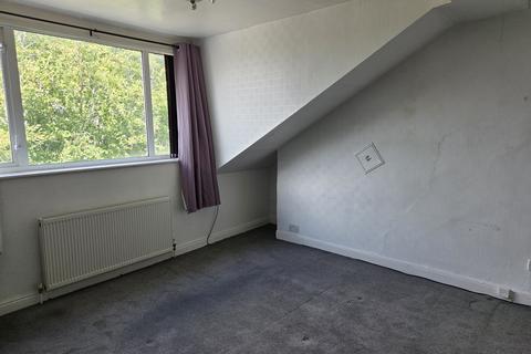 2 bedroom terraced house to rent, Bairstow Street, Allerton BD15