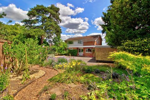 5 bedroom detached house for sale, Wokingham RG40