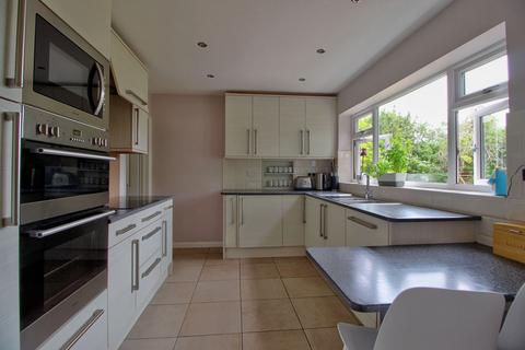 5 bedroom detached house for sale, Wokingham RG40