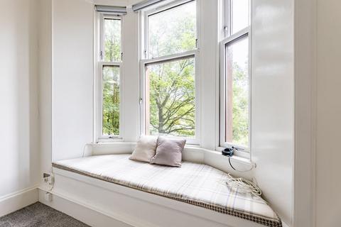 1 bedroom flat for sale, Thornwood Drive, Glasgow G11