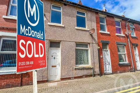 6 Avenham Grove, Blackpool, FY1 2EN