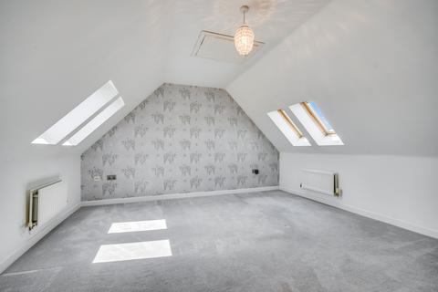 3 bedroom flat for sale, Beeleigh Link, Chelmer Village, Chelmsford