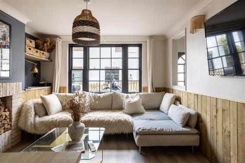 3 bedroom end of terrace house for sale, Little Western Street, Brighton