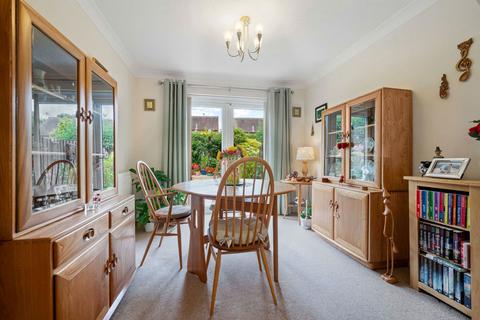 undefined, Yew Tree Gardens, Henley-In-Arden B95