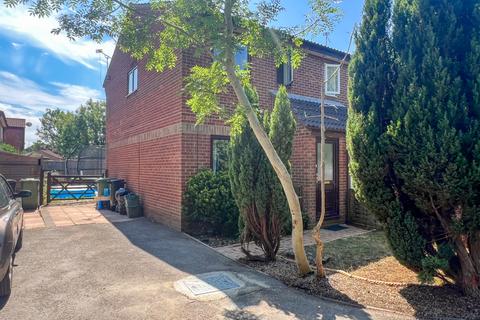 3 bedroom semi-detached house for sale, Hawthorn Close, Patchway, Bristol, BS34
