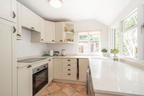 9 Ferry Road, Thames Ditton, KT7 0XZ