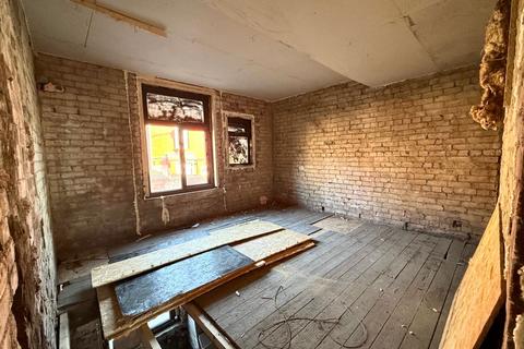 2 bedroom house for sale, Heys Lane, Darwen, BB3