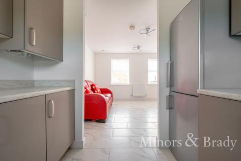 2 bedroom apartment to rent, Cordwainer Close, Sprowston