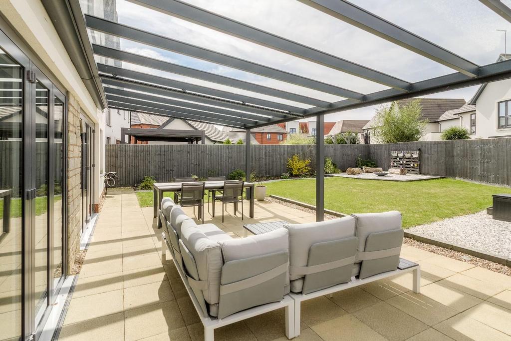 15 Fotheringhay Close 037.jpg