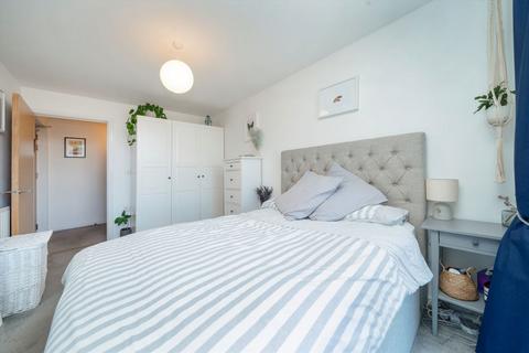 1 bedroom flat for sale, Sedgwick Street, London E9