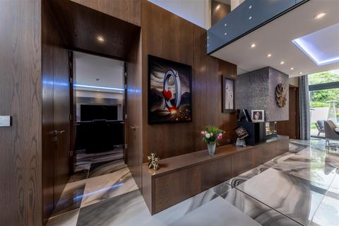 undefined, An immaculately presented and contemporary detached family home in Hartford