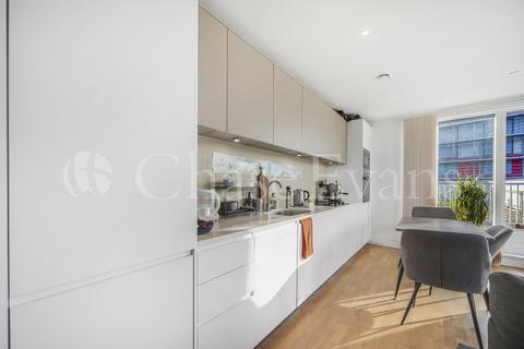 2 bedroom flat for sale, Grove Street, Deptford Landings, Deptford, London, SE8