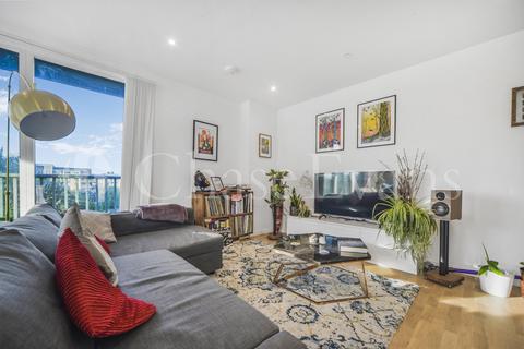 2 bedroom flat for sale, Grove Street, Deptford Landings, Deptford, London, SE8