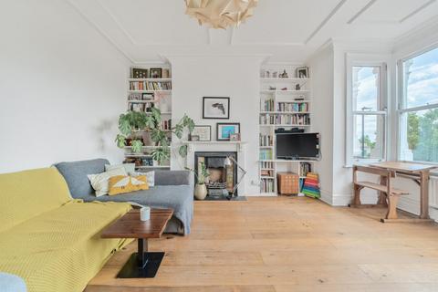 3 bedroom flat for sale, Wolverton Mansions, Uxbridge Road, Ealing W5