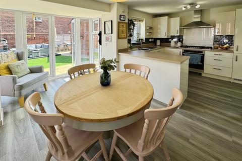 4 bedroom detached house for sale, Dudley Grove, Telford TF4