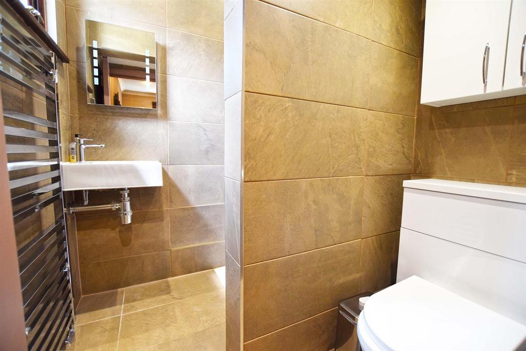 Ensuite