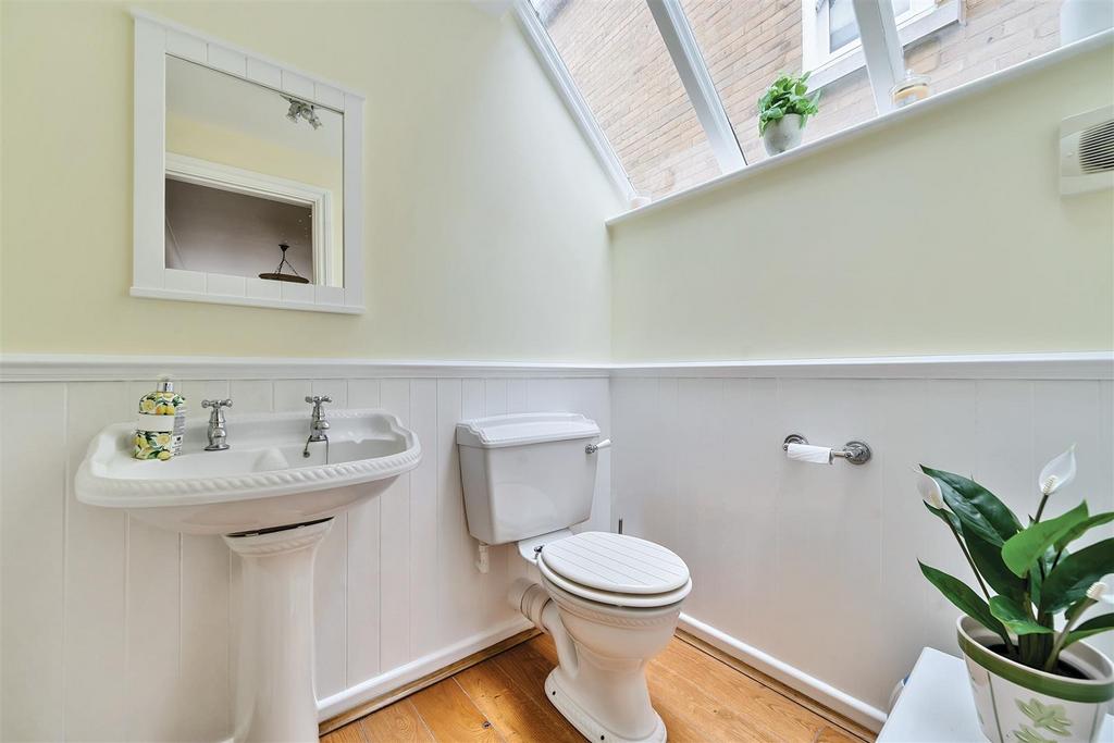 Downstairs wc.jpg