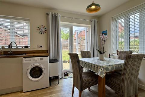 7 Admiral Road, Holmer, Hereford, HR4 9EY