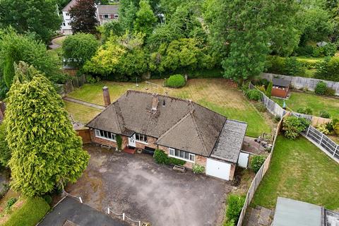 2 bedroom detached bungalow for sale, Cambridge Avenue, Solihull