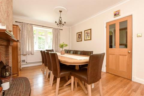undefined, Egmont Way, Tadworth KT20