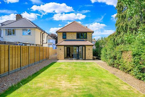 undefined, The Crescent, Abbots Langley